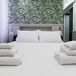 Italianway Collection - Corso Venezia 7 Апартаменты *